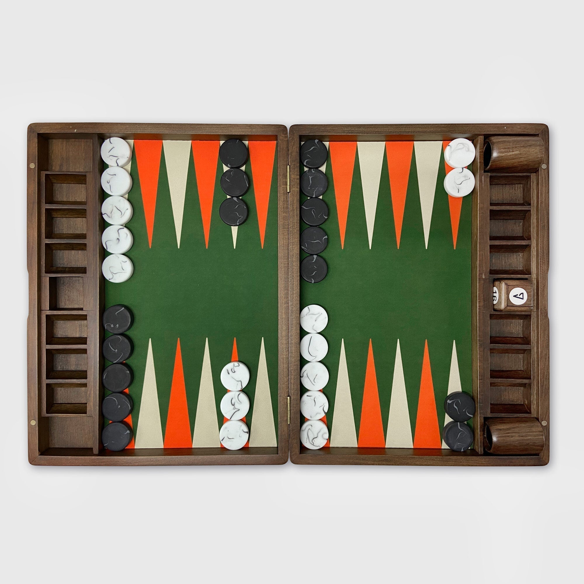 The Ultimate Guide to Buying the Right Backgammon Board (Updated