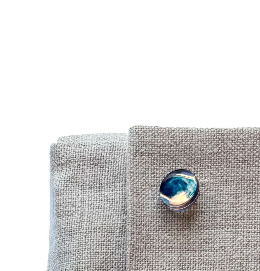 Checker used as a button on the linen case