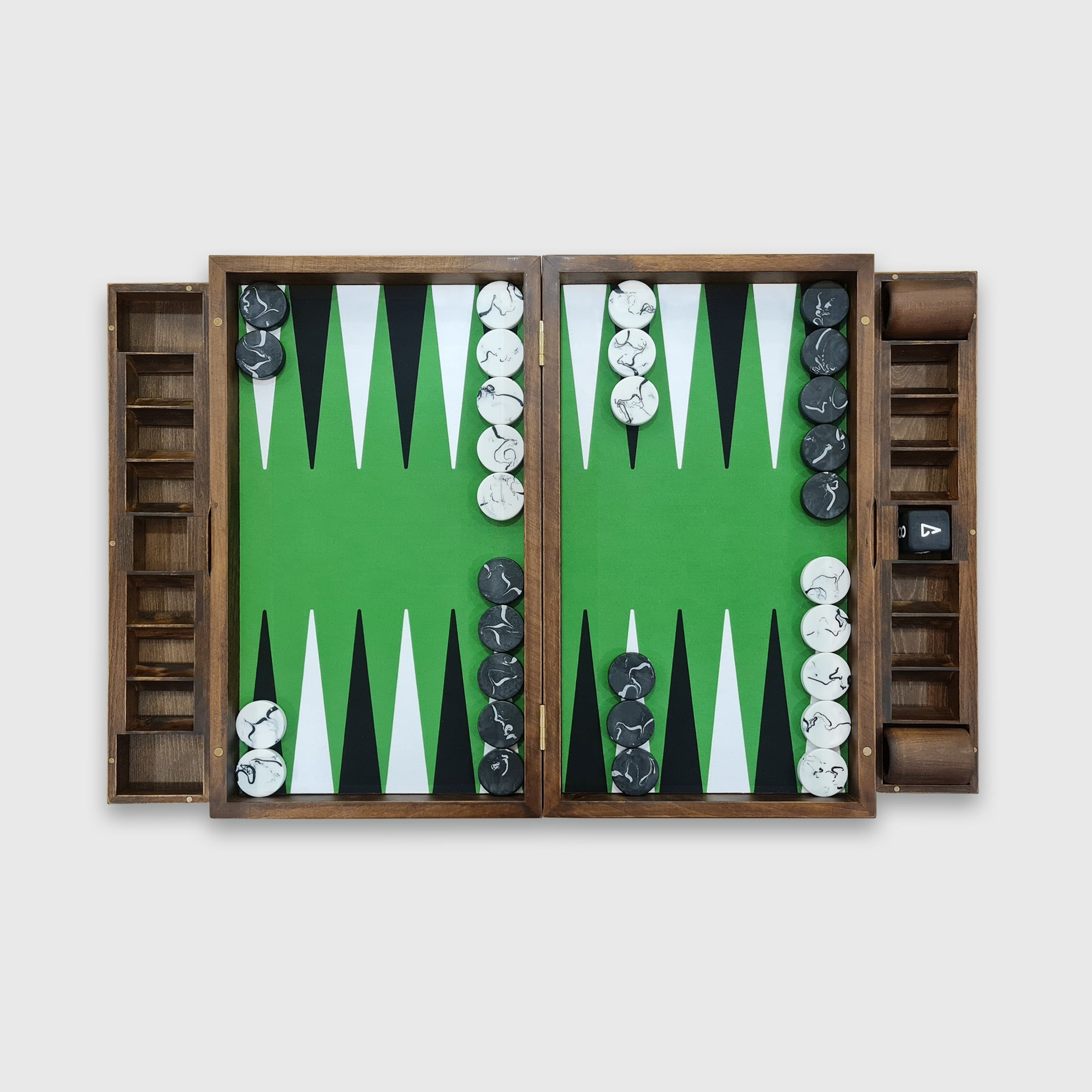 Das Earth Board, luxuriöses Backgammon-Set, innovatives Design, umweltfreundlich