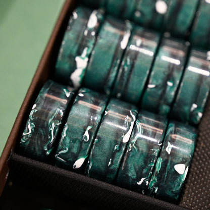 Das Mini Earth Board, luxuriöses Backgammon-Reiseset