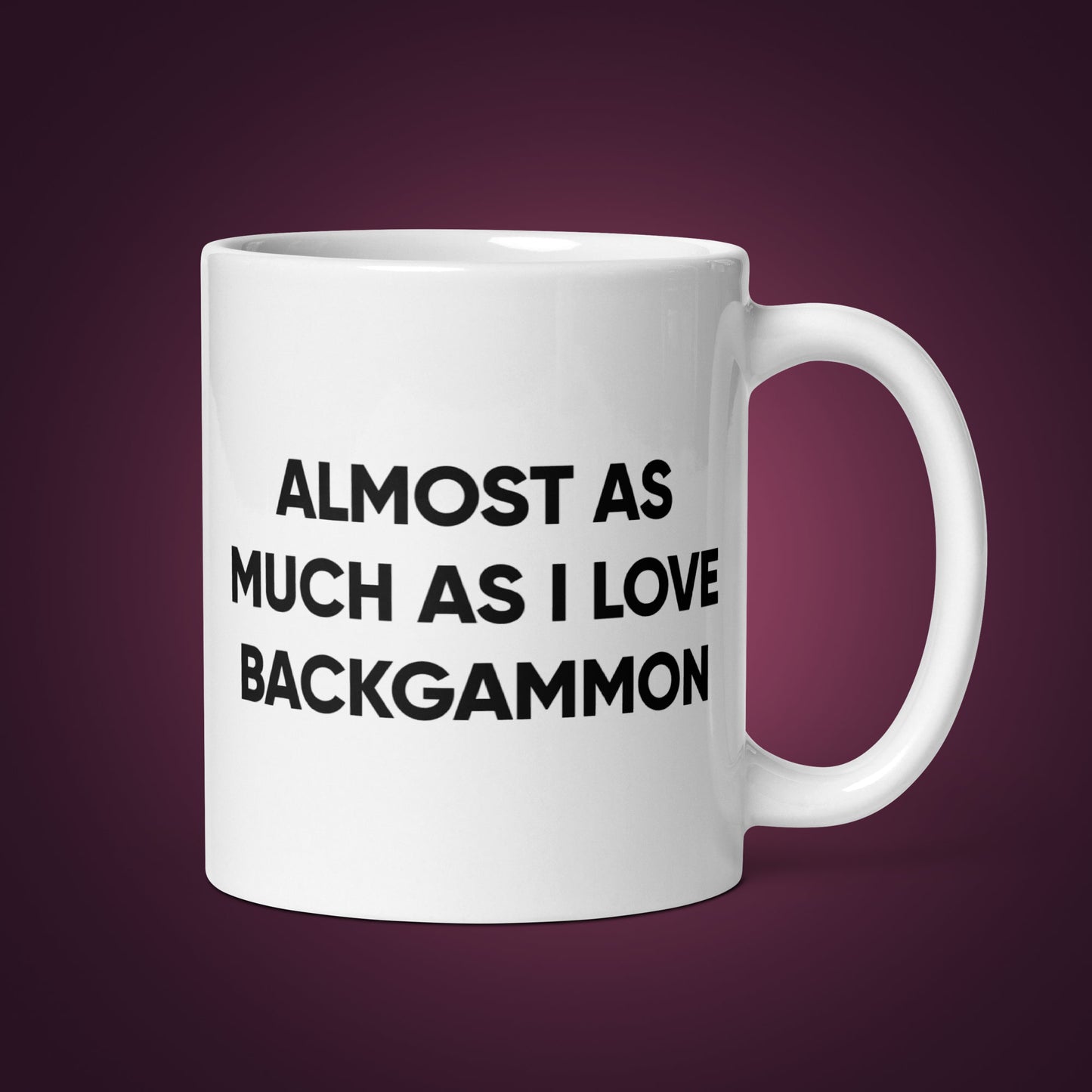 Tasse mit der Aufschrift „Ich liebe dich fast so sehr, wie ich Backgammon liebe“.